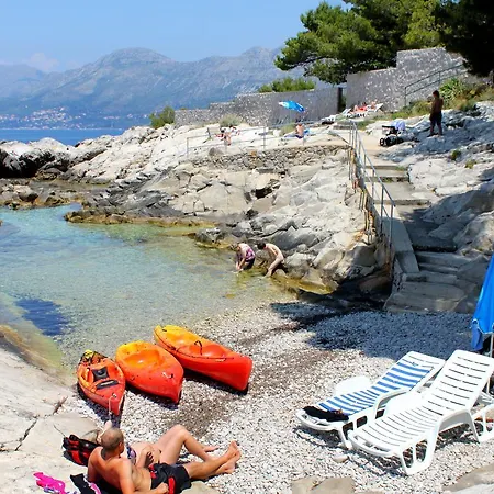 Studio 13941a Cavtat